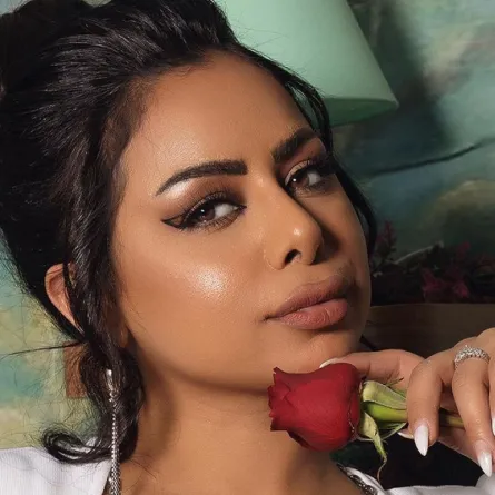 هند البلوشي -الصورة من حسابها على الانستغرام