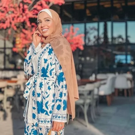 إطلالات تناسب الشاطئ