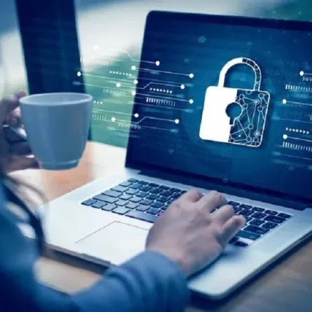 صورة حماية الكمبيوتر من التجسس