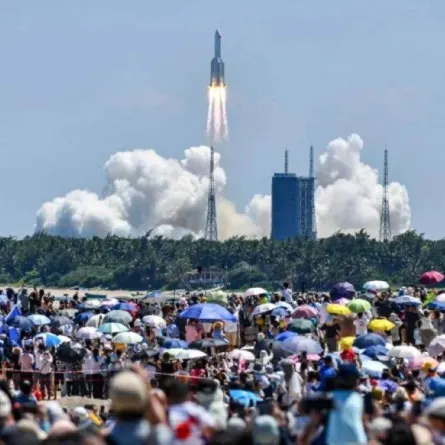 إطلاق صاروخ ينقل الوحدة الثانية للصين لمحطة تيانجونج الفضائية من ميناء وينتشانغ الفضائي في جنوب الصين في 24 يوليو 2022 