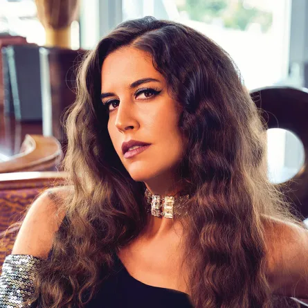 الفنانة الأوبرالية فرح الديباني