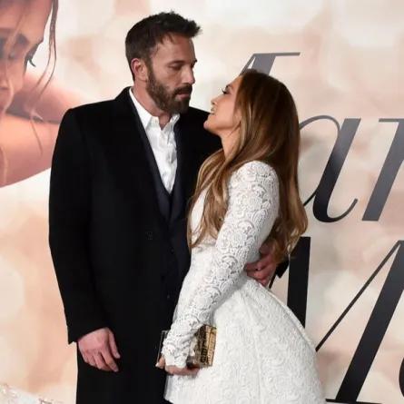 زواج جينيفر لوبيز وبن أفليك- الصورة من موقع Marca