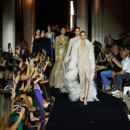 من عرض زهير مراد Zuhair Murad- الصورة من موقع IMAXtree