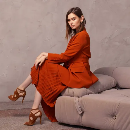 موديلات صنادل باللّون الهافان