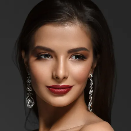 صيحات جمالية أنثوية لصيف 2022