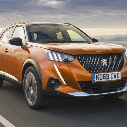 تعرف على أفضل خمس سيارات تناسب المرأة