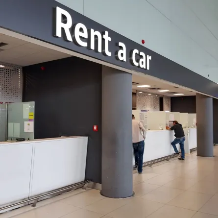 السيارة - شراء ام استئجار؟