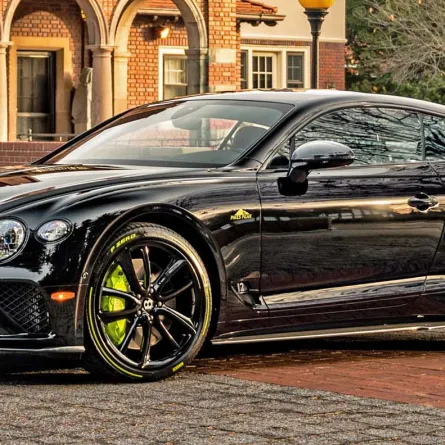 السيارات الفاخرة لاتتعرض مبيعاتها للركود