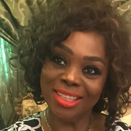 فتات سلطان- الصورة من حسابها على الانستغرام