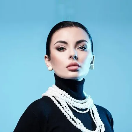 ألوان ظلال العيون المناسبة للون عينيك