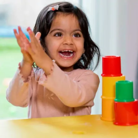 صورة طفلة في الثالثة من عمرها