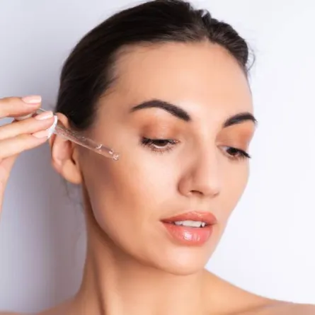 زيت المكاديميا مفيد جداً للبشرة