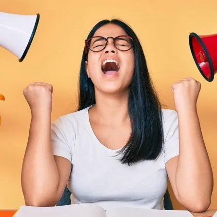 أسباب وراء عصبية وعدوانية المراهق