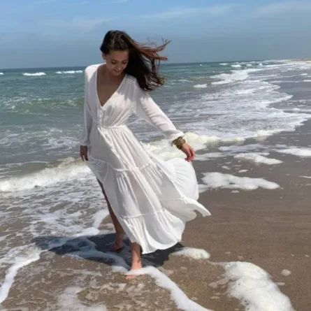 الفستان الأبيض