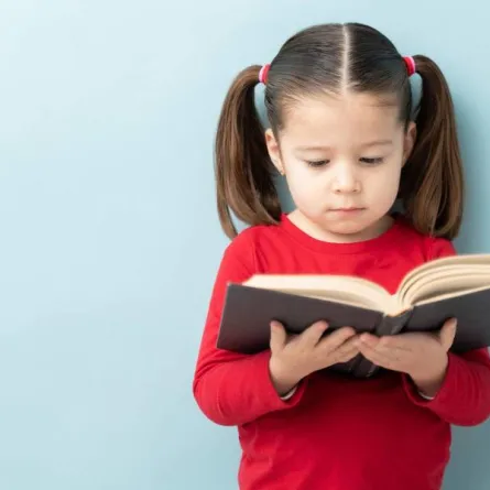 متى يستطيع الطفل القراءة بشكل جيد؟ 