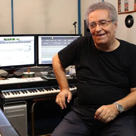 الموسيقار الراحل إحسان المنذر - الصورة من حسابه على فيسبوك