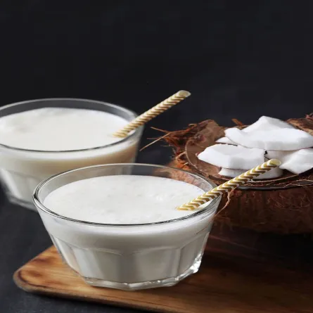 صورة لحليب جوز الهند