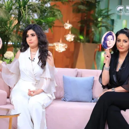 أيتن عامر وشقيقتها وفاء في حلقة منى الشاذلي  - الصورة من حساب وفاء عامر على فيسبوك