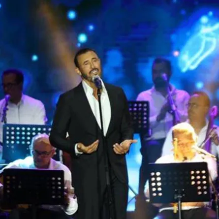 كاظم الساهر في حفله الأخير في بوفكا باي- الصورة من صفحته على فيسبوك