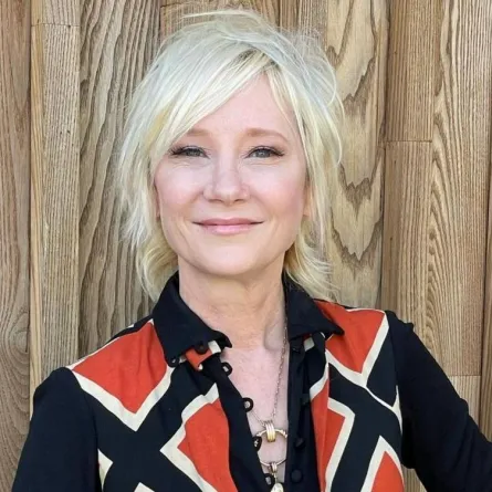 آن هتش- الصورة من حسابها على إنستغرام