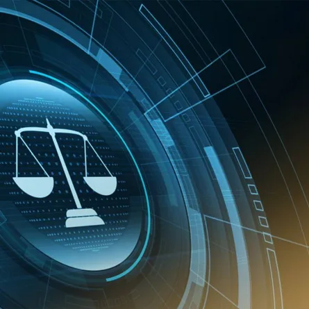 "قضاء أبوظبي" تطور برنامجا ذكيا لمتابعة القضايا الجزائية. الصورة من "وام"