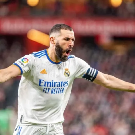 صورة كريم بنزيما نجم ريال مدريد