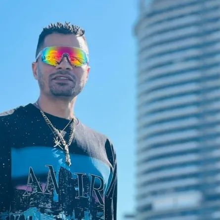 حسن شاكوش - صورة من حسابه على فيسبوك