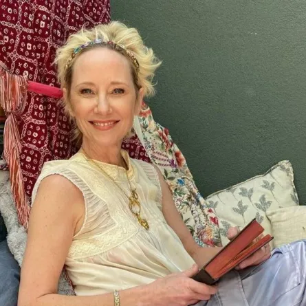 آن هتش- الصورة من حسابها على إنستغرام