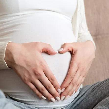 صورة لحامل فيي الثلث الأخير من الحمل