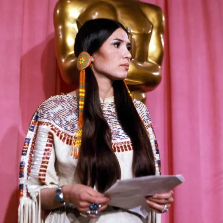 ساشين ليتل فيزر من حفل الأوسكار عام 1973 - الصورة من موقع متحف الأوسكار