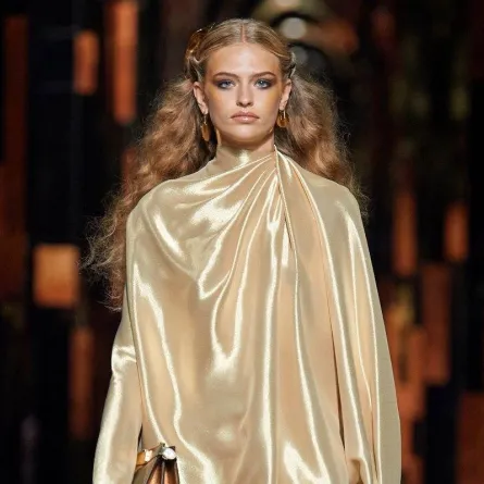 صيحة أزياء اللاميه