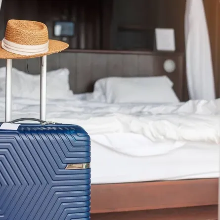 أمور مهمة يجب القيام بها قبل مغادرة الفنادق