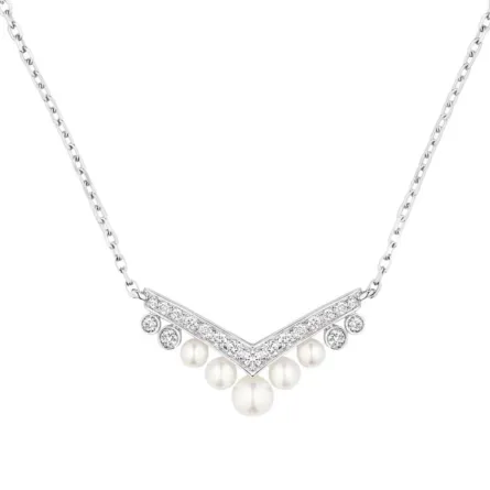 قلادة جوزفين إيغريت من شوميه Chaumet