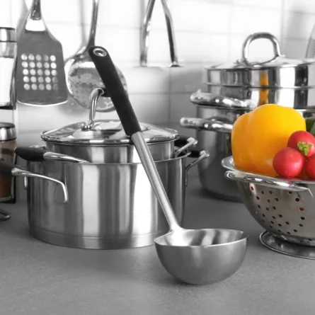 طرق التنظيف الخاصّة بالأواني الألمنيوم