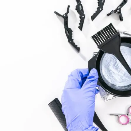 خطوات منزلية متبعة في إزالة صبغة الشعر