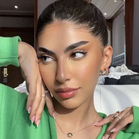 شوق محمد بالكعكة المرتفعة