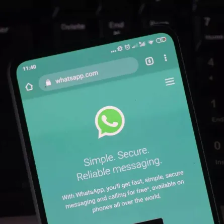 صورة لتأمين الحساب على واتساب