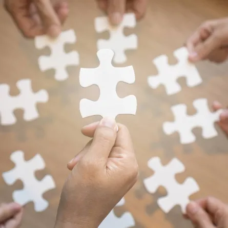 صورة تعبيرية عن تغيير المدرسة