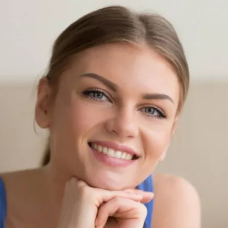 العناية بالبشرة قبل العودة إلى الدراسة Back To School Skin Routine