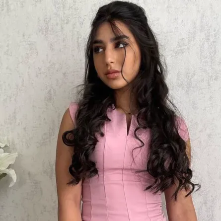 غرور صفر- الصورة من حسابها على الانستغرام