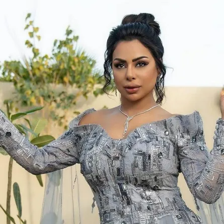 هند البلوشي - صورة من صفحتها الرسمية على انستغرام