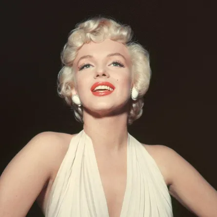 قبل صدور فيلمها "بلوند".. تعرفي الى أجمل إطلالات مارلين مونرو