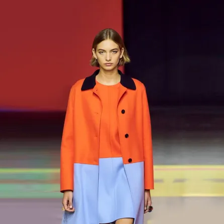 تنسيق الأزرق والبرتقالي