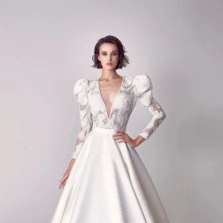 فساتين زفاف فخمة لعروس خريف 2022