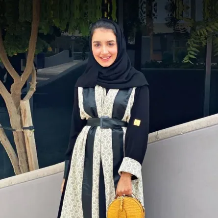 موديلات عبايات مخصّرة