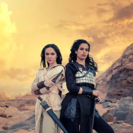 المُمَثّلِتَان السعوديان آيدا القصي وسمية رضا في مسلسل قيامة الساحرات - الصورة من حساب mbc على تويتر