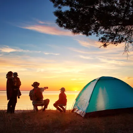 نصائح عند التحضير لرحلة التخييم مع العائلة