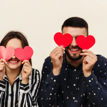 أهم الأمور التي تنتظرها الفتاة من خطيبها خلال فترة الخطوبة