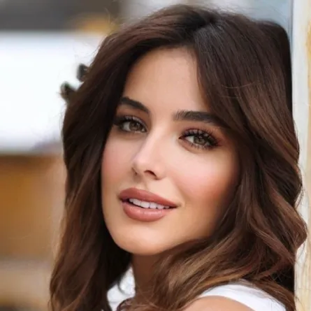 إيمان الحسيني - الصورة من حسابها على الانستجرام