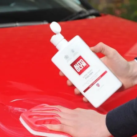 صيانة طلاء السيارة